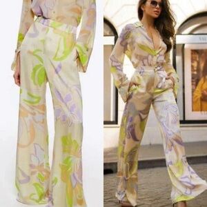 Zara Bloggers Favorite Floral Trousers Disco Wide Leg Flowy Pants Size Medium